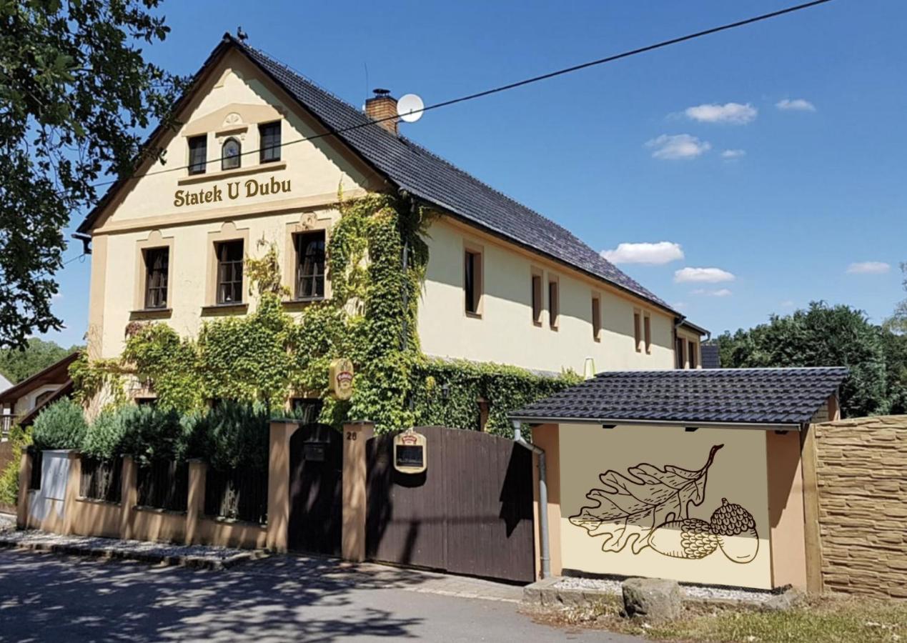 Statek U Dubu Hotel Svojetin Eksteriør billede